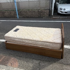 セミダブルベット一式(引出し付き)の画像