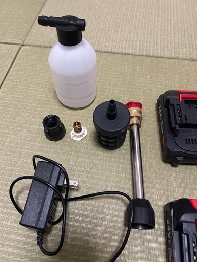 高圧洗浄機　コードレス　バッテリー付き