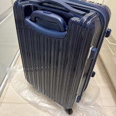 スーツケースの画像