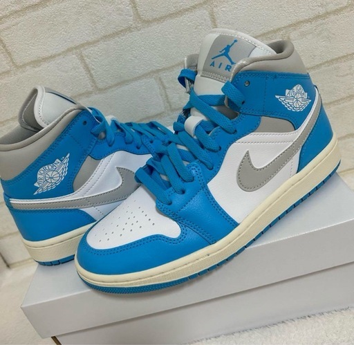 NIKE AIR JORDAN スニーカー