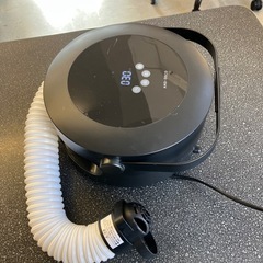 K2510-413 AND・DECO　布団乾燥機 htfk01 ブラック 2020年製 本体のみ 通電確認済み キズ汚れ有りの画像