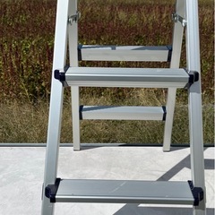 J102905 ①　アルミ 踏み台 3段 WST-3D KF-D33の画像