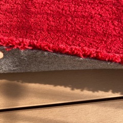 もらって下さい！真っ赤なじゅうたん⭐︎ 中古の画像