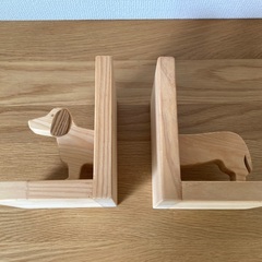 ブックエンド　本立て　犬のモチーフの画像