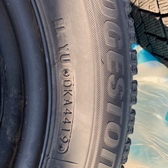 スタッドレスタイヤ　175 65 15 ブリヂストンVRXの画像