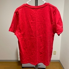 赤色Tシャツ【ホームクリーニング済み】の画像