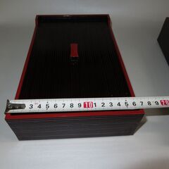 幕ノ内弁当箱の画像