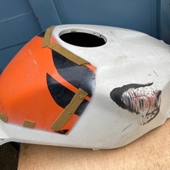 CBR600RR 05-06 タンクカバー　フロントフェンダーの画像