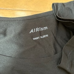 UNIQLO エアリズム　Mサイズ　黒　2枚の画像