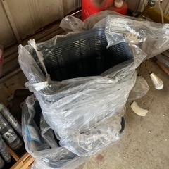 自転車タイヤ椅子カゴの画像