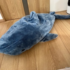さめ　ぬいぐるみ　巨大の画像