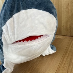 さめ　ぬいぐるみ　巨大の画像
