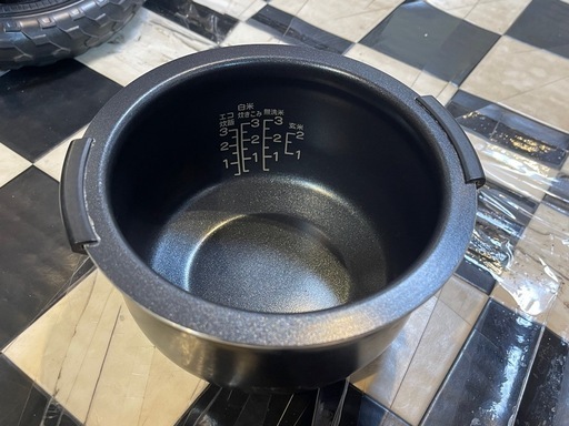 【リサイクルサービス八光】2022年製　ハイアール　炊飯器 ホワイト JJ-M32A-W [3合 /マイコン]