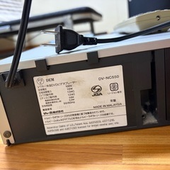 SHARP DV-NC550 VHS＆DVD一体型ビデオデッキ リモコン付きの画像