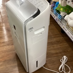 SHARP 衣類乾燥除湿機 2021年製の画像