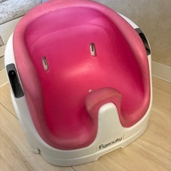 ベビー椅子の画像