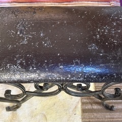 スツール 玄関 椅子 ベンチ スリム コンパクト 合皮 レザー 猫脚 クッション アイアンのスリムなスクエアスツールの画像