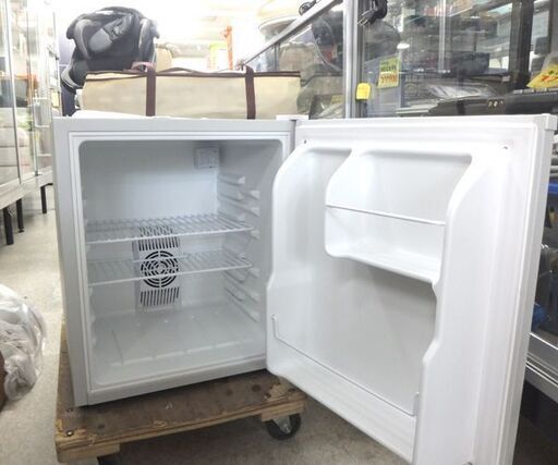 1ドア冷蔵庫 ペルチェ式 48L 2022年製  Sun Ruck 電子冷蔵庫 SR-R4803 ファン付き音大きめ サイコロ型 ☆ 