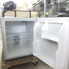 1ドア冷蔵庫 48L 2022年製  Sun Ruck 電子冷蔵庫 SR-R4803 ファン付き音大きめ ペルチェ式 サイコロ型 ☆ 札幌市 北区 屯田 の画像