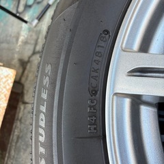 スタッドレスタイヤ+アルミホイールセット　225/60R17の画像