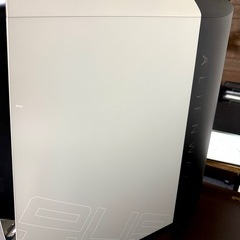 Alienware R11 ゲーミングPCモニターセット一式 の画像