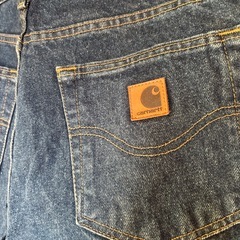 Carhartt ダークブルー ストレートデニムの画像
