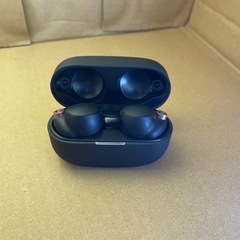 完全Bluetoothイヤホン　WF-1000XM4　　　　　の画像