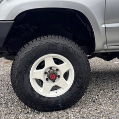 ハイラックス　ピックアップトラック　低走行　ランドクルーザーの画像