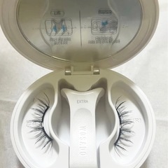 WOSADOのつけまつ毛 No.14フォグブラック×2セット / ケース×4個 / クリップ×3個 /巾着×2袋 まとめ売りの画像