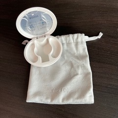 WOSADOのつけまつ毛 No.14フォグブラック×2セット / ケース×4個 / クリップ×3個 /巾着×2袋 まとめ売りの画像