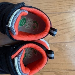 子どもの靴の画像