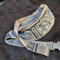 DIESEL デニム ボディバッグの画像