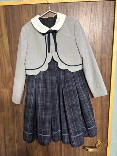 BEAMSデザインのフォーマル服