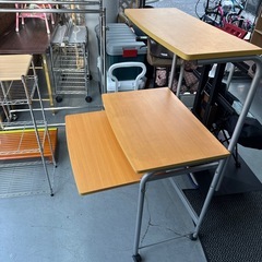 🌻ビッグワンセール開催予告🌻【パソコンラック薄茶】　111円の画像