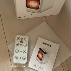 【半額】リモコン付きデスクトップファンヒーターの画像