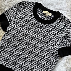Michaelkors 中古美品　半袖ニット　MKロゴプリントTシャツの画像