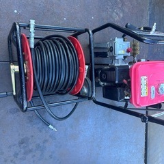 新ダイワ　エンジン　高圧洗浄機　の画像