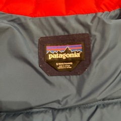 パタゴニア　ダウンベストの画像