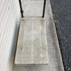 業務用台車の画像