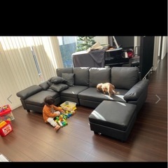 ブラウン×ブラックの高級感ソファ 4〜6人掛けの画像