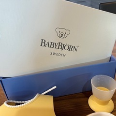 【一部新品未使用】ベビービョルン　ベビーディナーセット　食事エプロン　コップ　スプーンフォークの画像