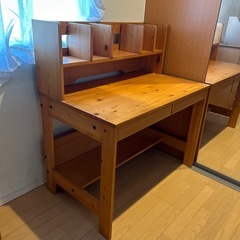 アイルダー材　学習机の画像