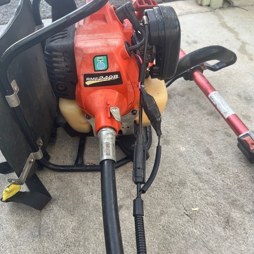 (お話し中)背負式草刈り機