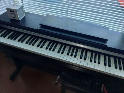 YAMAHA　電子ピアノ