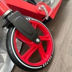 ディーパー、キックボードの画像