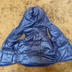 TOMMY ダウンベスト　の画像