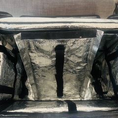 【新品】UVERのバッグの画像