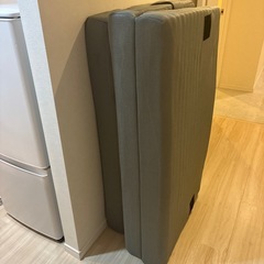 3つ折りマットレス
の画像