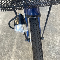 ママチャリ　26インチ　オートライト　ネイビーの画像