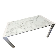 【ジ1029-14】ニトリ製品❗️ オシャレインテリア！‼️伸縮式ダイニングガラステーブル の画像